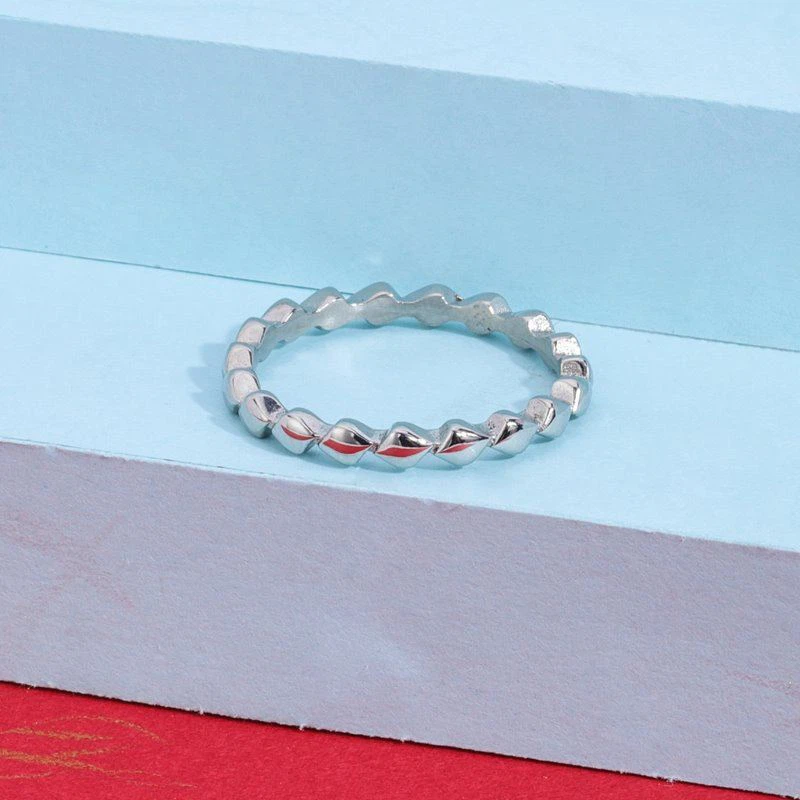 Cincin baja tahan karat untuk menyaksikan cinta di antara Anda