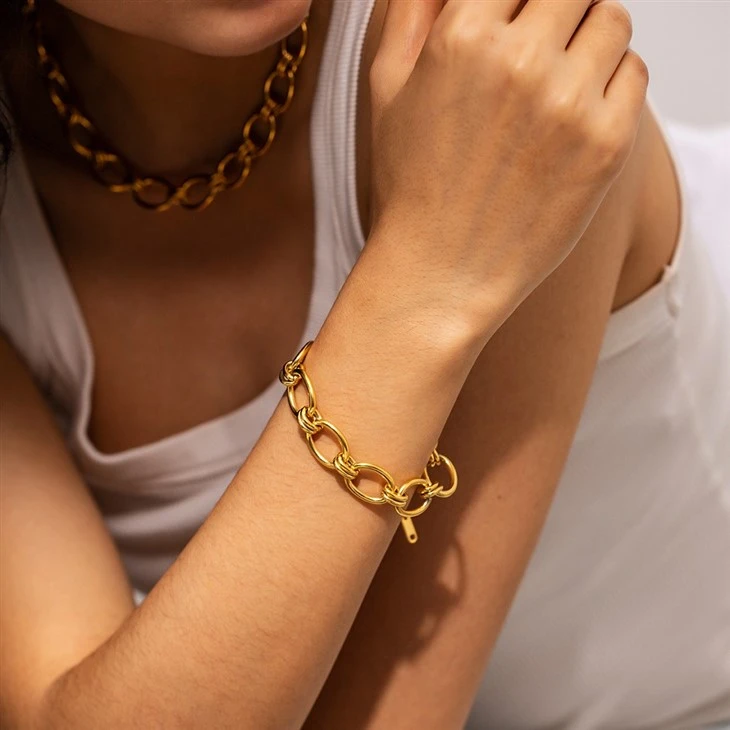 O Shape Link Chain Bracelet