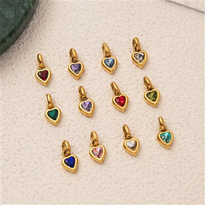 Pesona Liontin Batu Kelahiran Hati