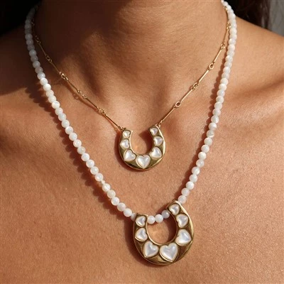 Kalung Mutiara Manik-manik Tapal Kuda